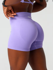 Shape Me Seamless Scrunch Shorts#colour_lilac-heaven
