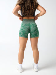 Seamless Mid-length Camo Shorts#colour_deep-green